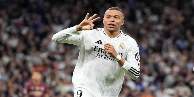 Mbappé: From Bondy’s Streets to Football Royalty